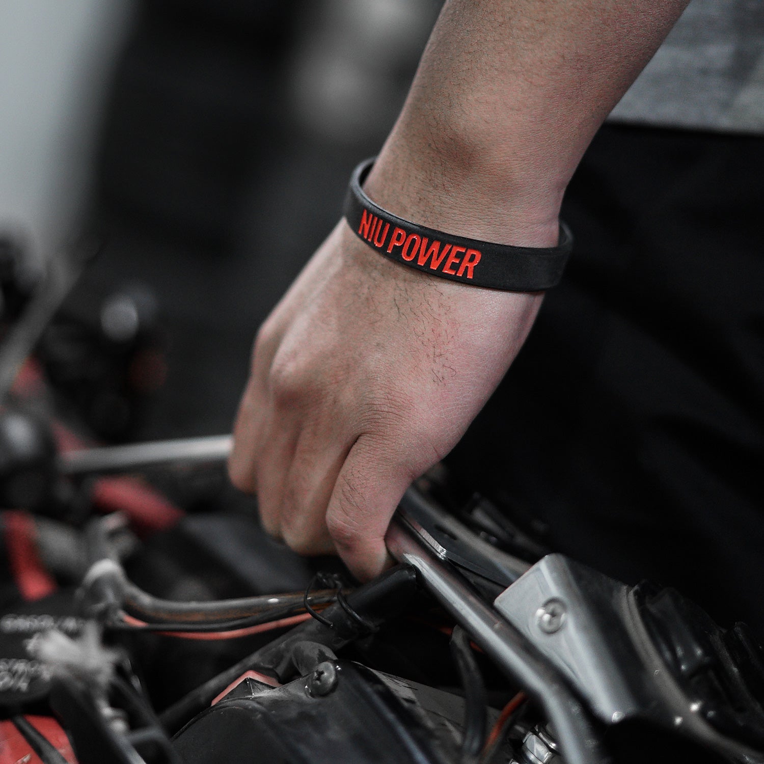 NIU Power Bracelet Limited-edition